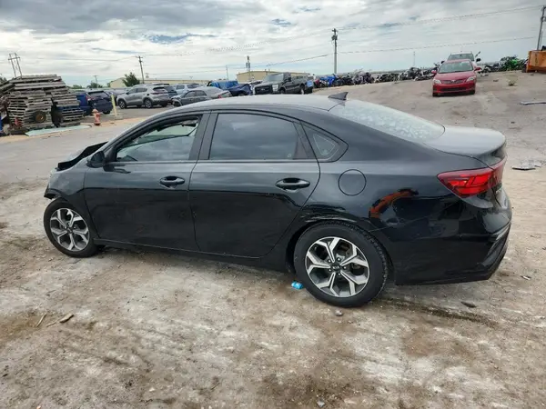 3KPF24AD2ME288534 2021 KIA FORTE - Image 2