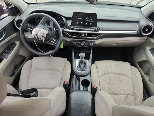 3KPF24AD2ME288534 2021 KIA FORTE - Image 8