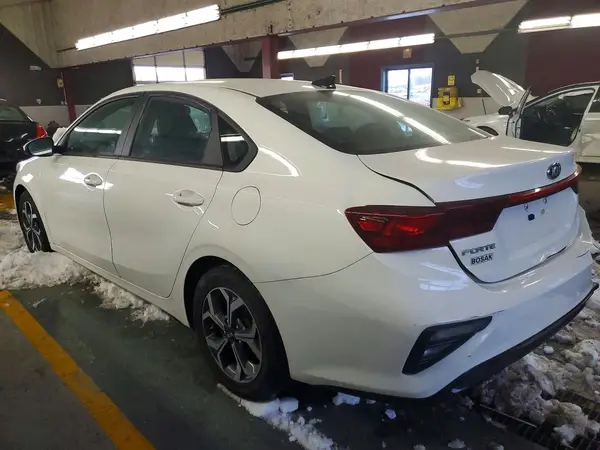 3KPF24AD2ME289179 2021 KIA FORTE - Image 2