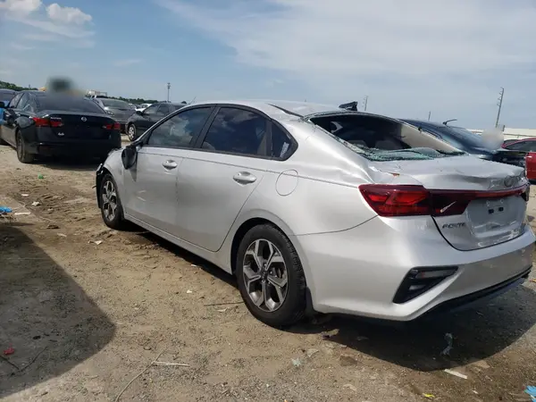 3KPF24AD2ME290798 2021 KIA FORTE - Image 2