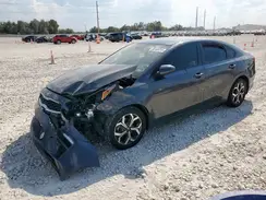 3KPF24AD2ME290817 2021 KIA FORTE