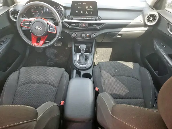3KPF24AD2ME290817 2021 KIA FORTE - Image 8