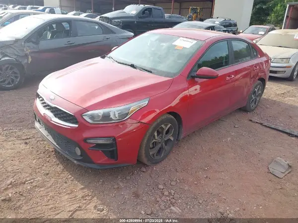 3KPF24AD2ME290977 2021 KIA FORTE - Image 2