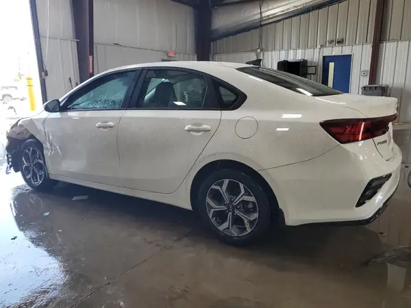3KPF24AD2ME291224 2021 KIA FORTE - Image 2