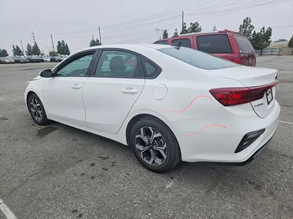 3KPF24AD2ME294527 2021 KIA FORTE - Image 2