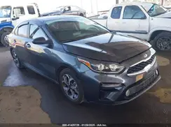 3KPF24AD2ME294575 2021 KIA FORTE