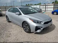 3KPF24AD2ME295001 2021 KIA FORTE