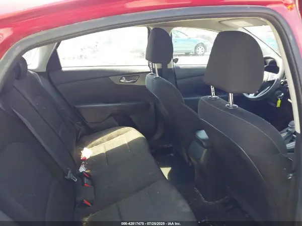 3KPF24AD2ME298481 2021 KIA FORTE - Image 8