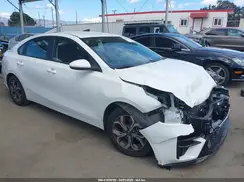 3KPF24AD2ME300889 2021 KIA FORTE