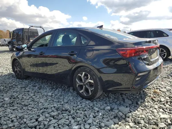 3KPF24AD2ME301279 2021 KIA FORTE - Image 2