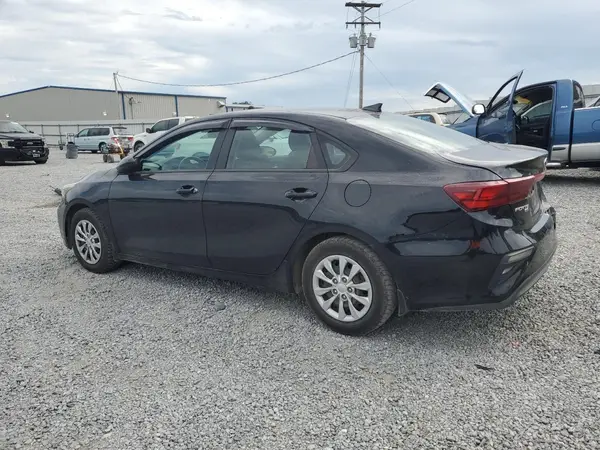 3KPF24AD2ME302576 2021 KIA FORTE - Image 2
