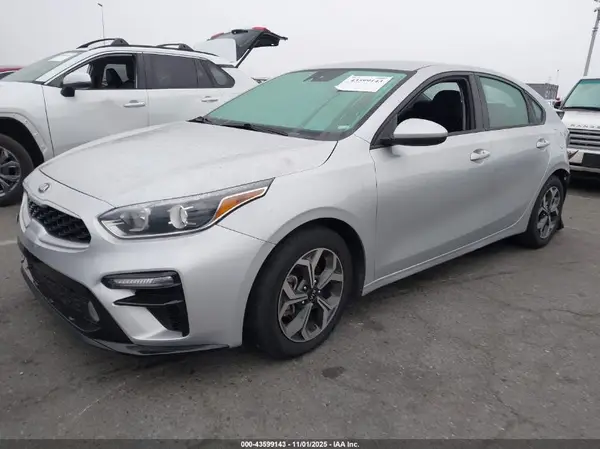 3KPF24AD2ME305039 2021 KIA FORTE - Image 2