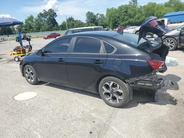 3KPF24AD2ME305994 2021 KIA FORTE - Image 2