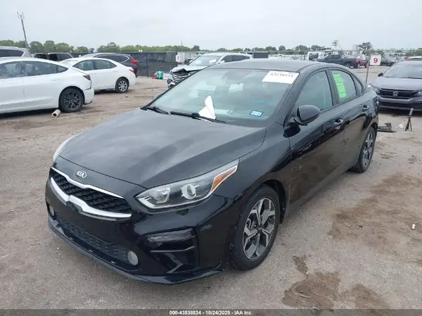 3KPF24AD2ME307115 2021 KIA FORTE - Image 2