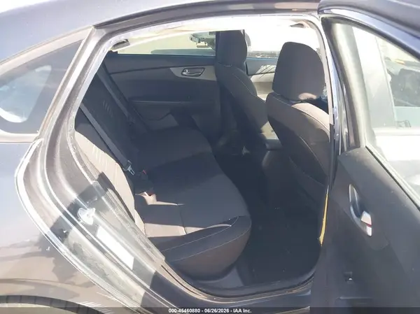 3KPF24AD2ME308572 2021 KIA FORTE - Image 8