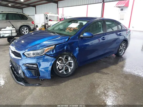 3KPF24AD2ME310533 2021 KIA FORTE - Image 2