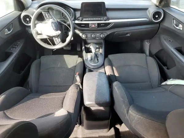 3KPF24AD2ME311763 2021 KIA FORTE - Image 8