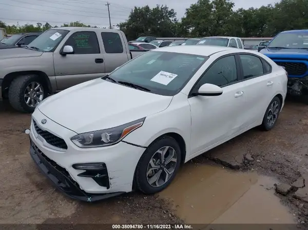 3KPF24AD2ME312508 2021 KIA FORTE - Image 2