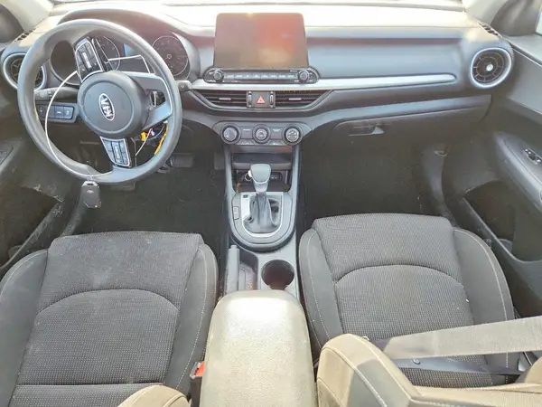 3KPF24AD2ME313559 2021 KIA FORTE - Image 8