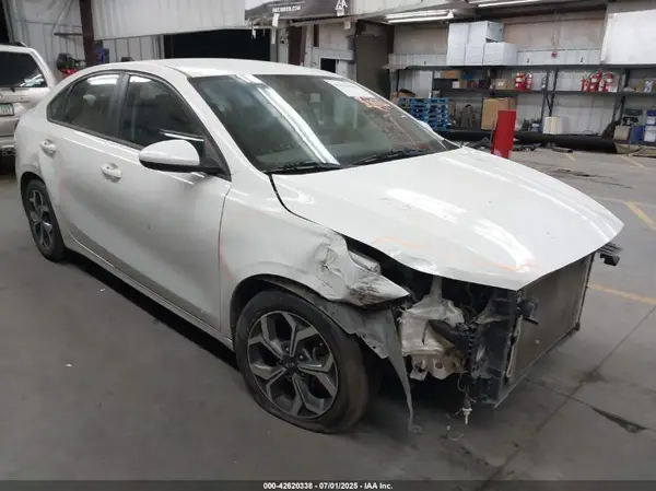3KPF24AD2ME316493 2021 KIA FORTE - Image 1