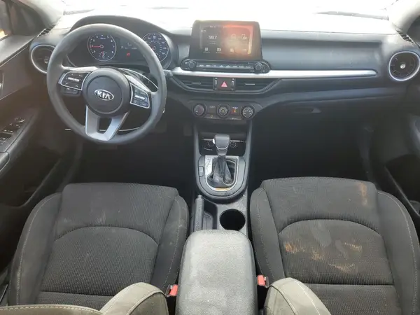 3KPF24AD2ME318924 2021 KIA FORTE - Image 8