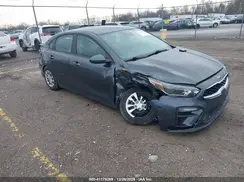 3KPF24AD2ME320673 2021 KIA FORTE