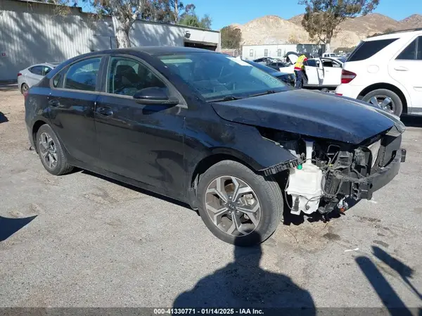 3KPF24AD2ME324772 2021 KIA FORTE - Image 1