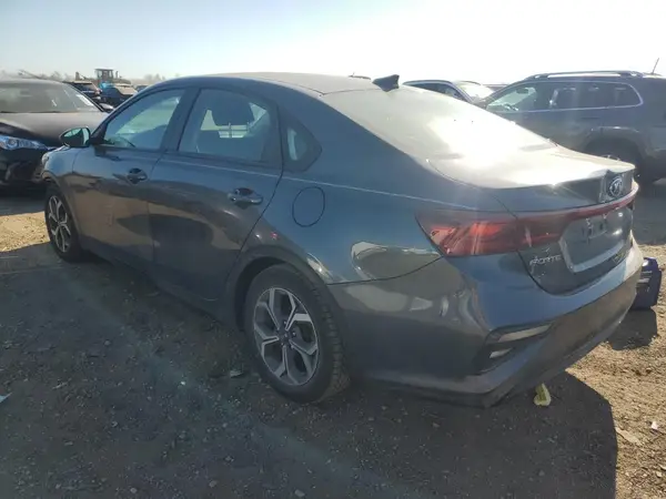 3KPF24AD2ME324867 2021 KIA FORTE - Image 2