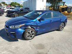3KPF24AD2ME325565 2021 KIA FORTE