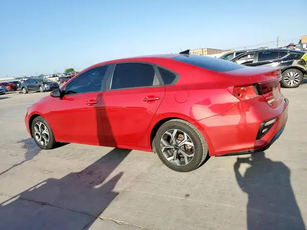 3KPF24AD2ME325601 2021 KIA FORTE - Image 2