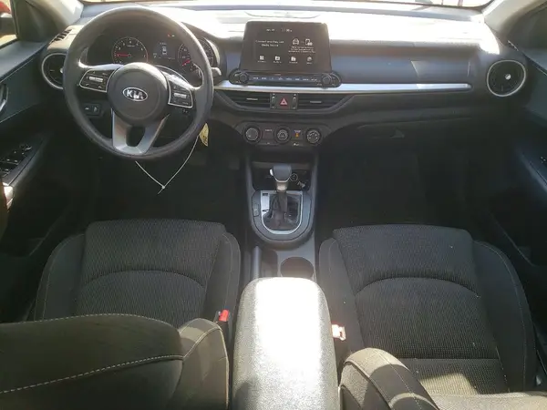 3KPF24AD2ME329373 2021 KIA FORTE - Image 8