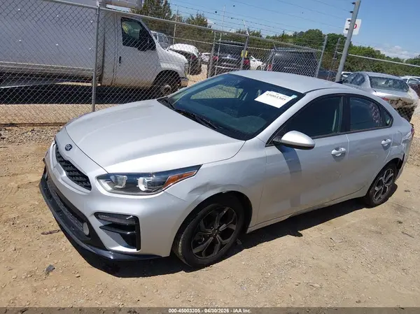 3KPF24AD2ME329633 2021 KIA FORTE - Image 2