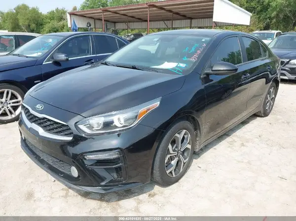3KPF24AD2ME330555 2021 KIA FORTE - Image 2