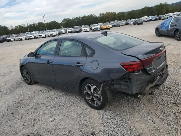 3KPF24AD2ME330619 2021 KIA FORTE - Image 2