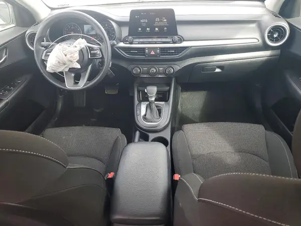 3KPF24AD2ME331852 2021 KIA FORTE - Image 8