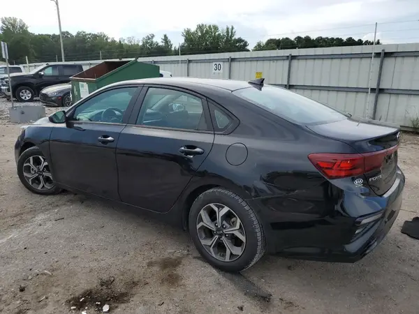 3KPF24AD2ME333150 2021 KIA FORTE - Image 2