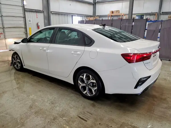 3KPF24AD2ME334847 2021 KIA FORTE - Image 2