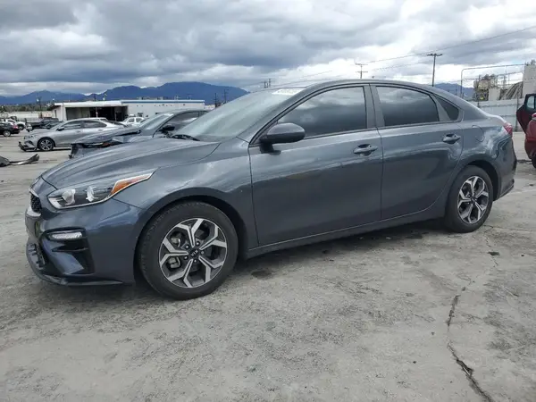3KPF24AD2ME335576 2021 KIA FORTE - Image 1
