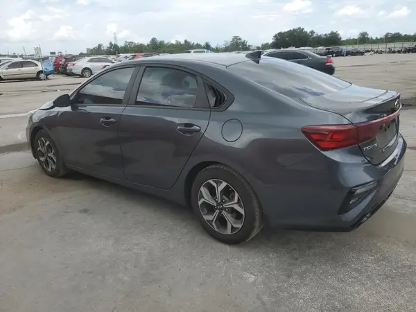 3KPF24AD2ME336694 2021 KIA FORTE - Image 2