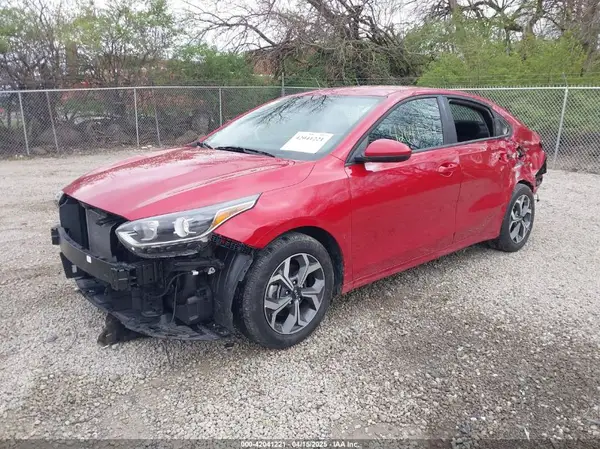 3KPF24AD2ME338073 2021 KIA FORTE - Image 2