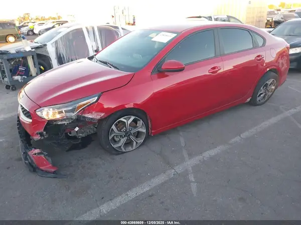 3KPF24AD2ME338722 2021 KIA FORTE - Image 2