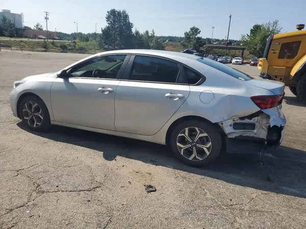 3KPF24AD2ME338946 2021 KIA FORTE - Image 2