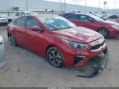 3KPF24AD2ME340082 2021 KIA FORTE
