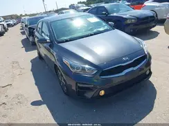 3KPF24AD2ME340213 2021 KIA FORTE