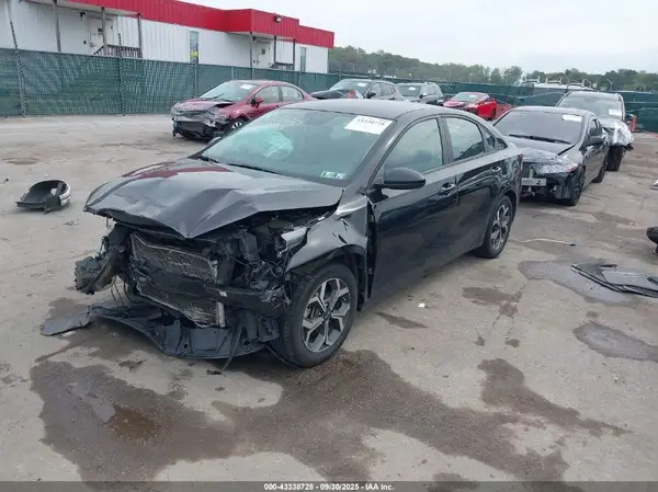 3KPF24AD2ME345038 2021 KIA FORTE - Image 2