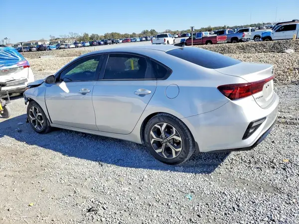 3KPF24AD2ME345444 2021 KIA FORTE - Image 2