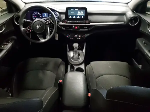 3KPF24AD2ME345539 2021 KIA FORTE - Image 8