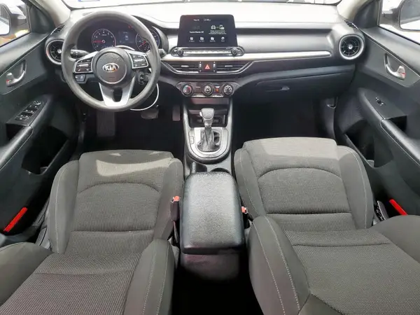 3KPF24AD2ME347498 2021 KIA FORTE - Image 8