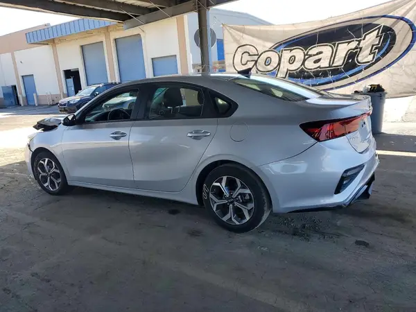 3KPF24AD2ME349090 2021 KIA FORTE - Image 2