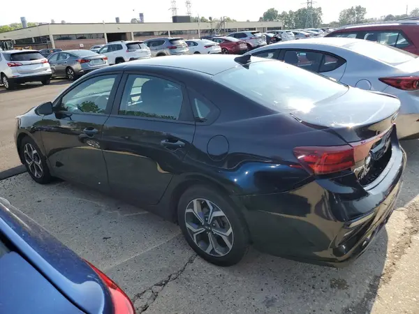 3KPF24AD2ME349591 2021 KIA FORTE - Image 2